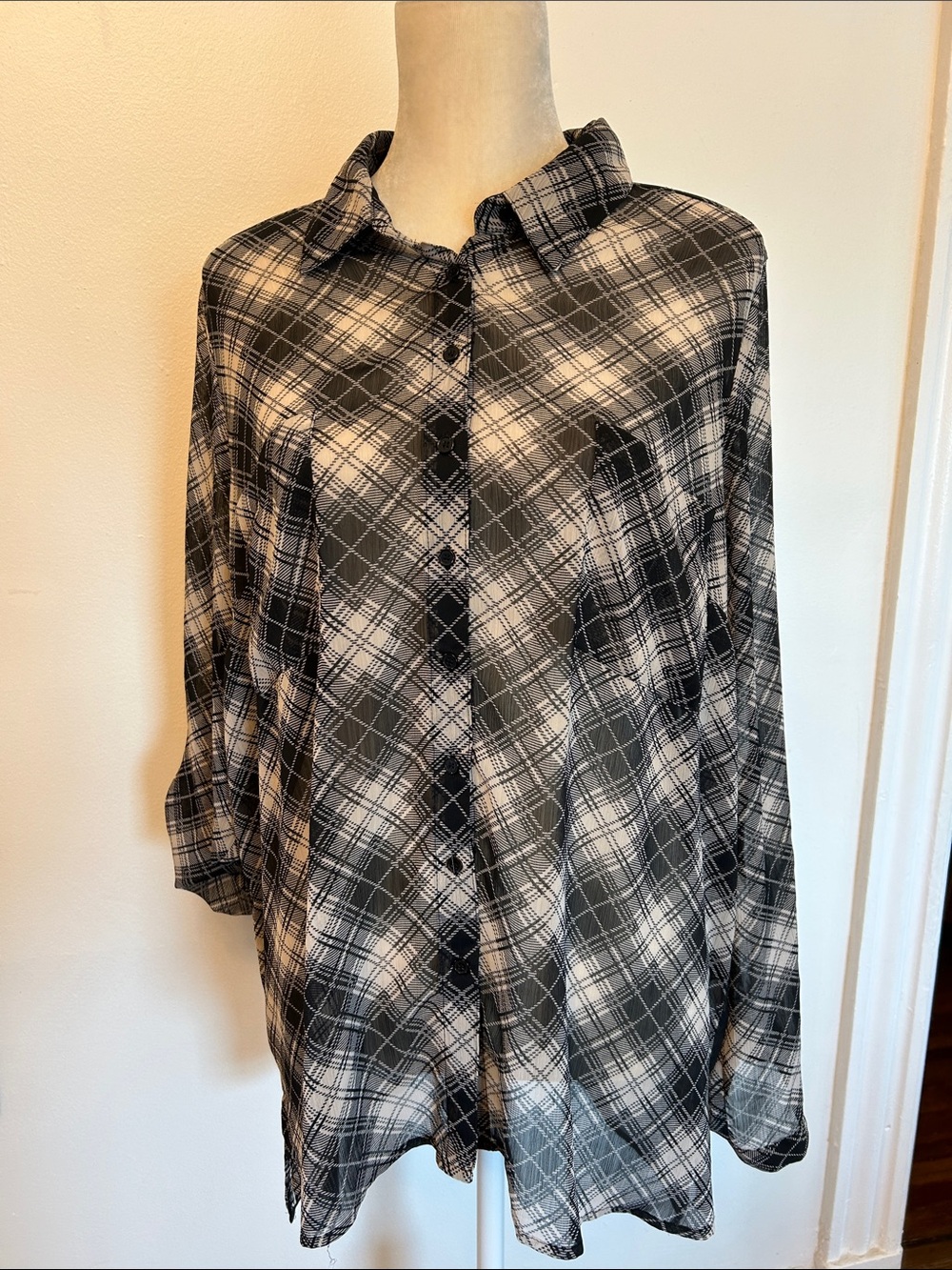 Band of Gypsies Black and White Plaid Button-Down Shirt
